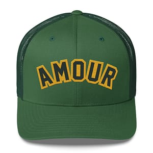 AMOUR Outline Trucker Cap